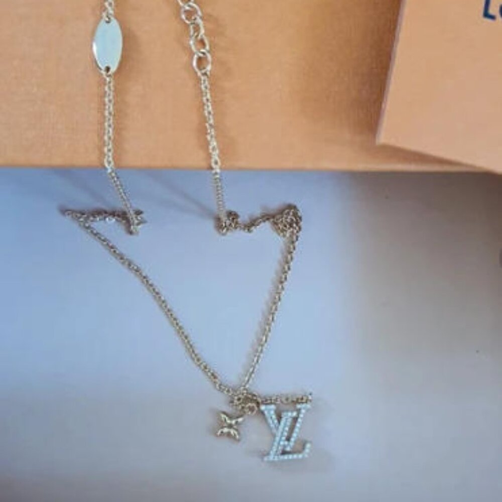 Louis Vuitton Iconic Necklace - Picture 4 of 8